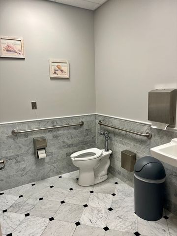 50 Maple St, Springfield, MA 01103