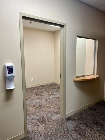 50 Maple St, Springfield, MA 01103