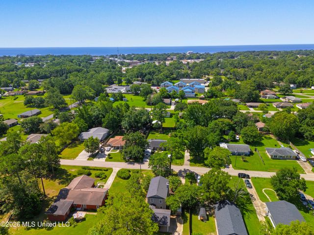 206 Larosa Road, Long Beach, MS 39560