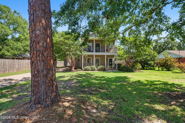 206 Larosa Road, Long Beach, MS 39560