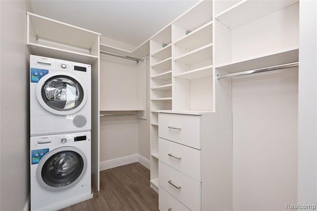 211 E Merrill Street 610, Birmingham, MI 48009