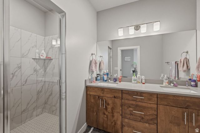 498 W 2200 N, Layton, UT 84041