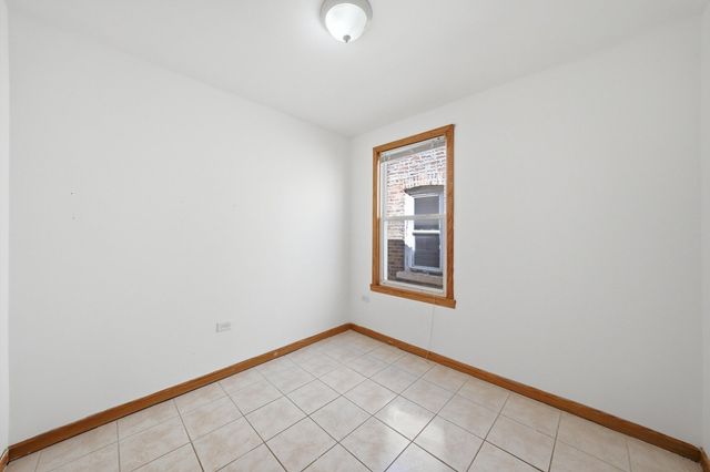 1507 S 51st Avenue, Cicero, IL 60804