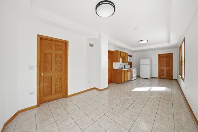 1507 S 51st Avenue, Cicero, IL 60804