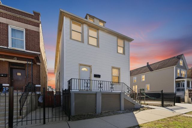 1507 S 51st Avenue, Cicero, IL 60804