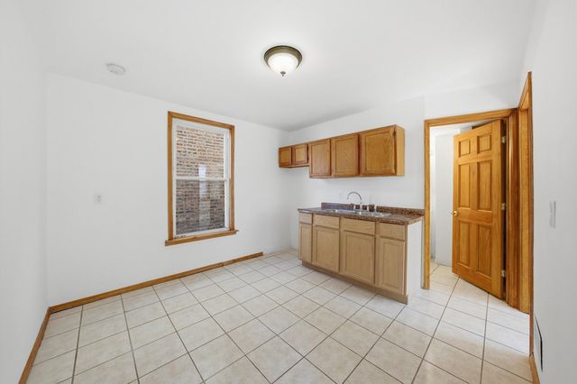 1507 S 51st Avenue, Cicero, IL 60804