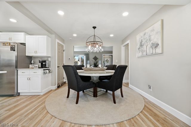 2625 Belleflower Drive, Alliance, OH 44601