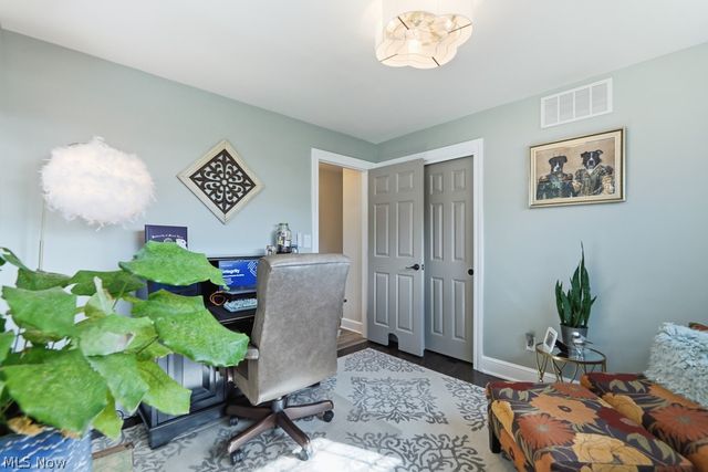 2625 Belleflower Drive, Alliance, OH 44601