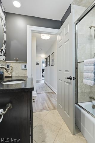 2625 Belleflower Drive, Alliance, OH 44601