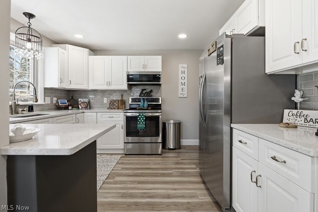 2625 Belleflower Drive, Alliance, OH 44601