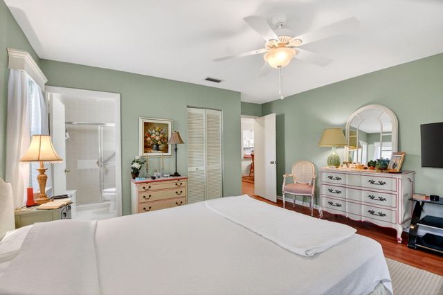 2641 Gately Drive W 1506, West Palm Beach, FL 33415