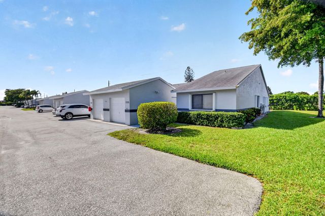 2641 Gately Drive W 1506, West Palm Beach, FL 33415