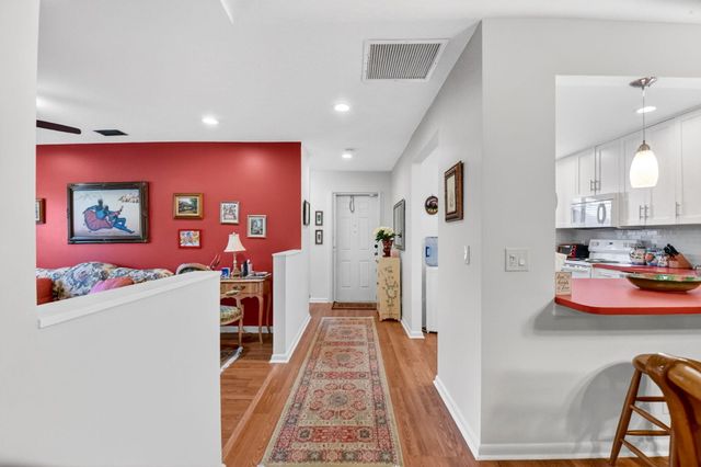 2641 Gately Drive W 1506, West Palm Beach, FL 33415