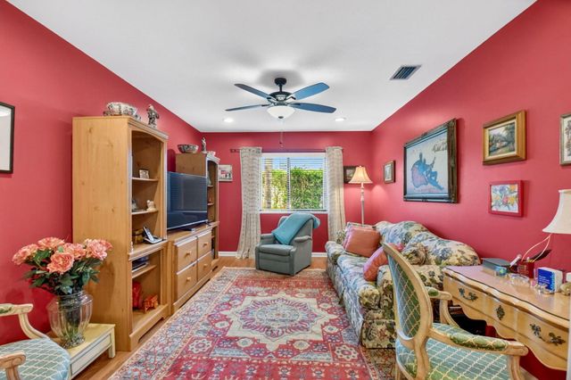 2641 Gately Drive W 1506, West Palm Beach, FL 33415