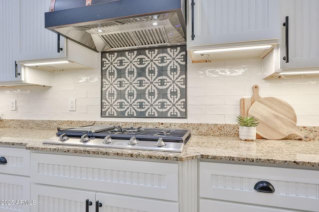 18226 W DESERT WILLOW Drive, Goodyear, AZ 85338