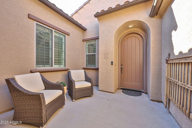 18226 W DESERT WILLOW Drive, Goodyear, AZ 85338