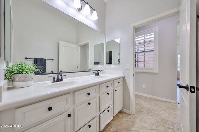 18226 W DESERT WILLOW Drive, Goodyear, AZ 85338