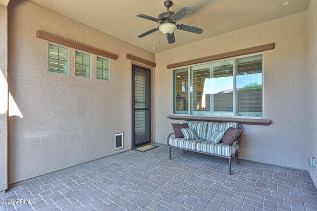 18226 W DESERT WILLOW Drive, Goodyear, AZ 85338