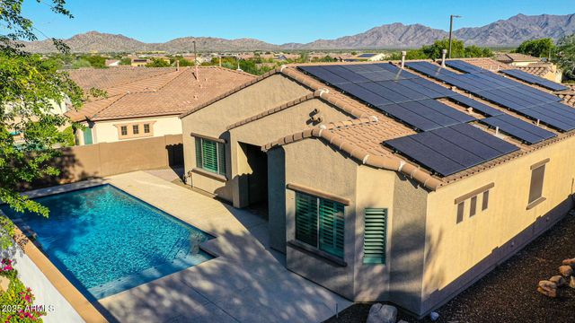 18226 W DESERT WILLOW Drive, Goodyear, AZ 85338