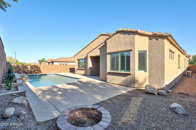18226 W DESERT WILLOW Drive, Goodyear, AZ 85338