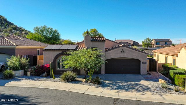 18226 W DESERT WILLOW Drive, Goodyear, AZ 85338