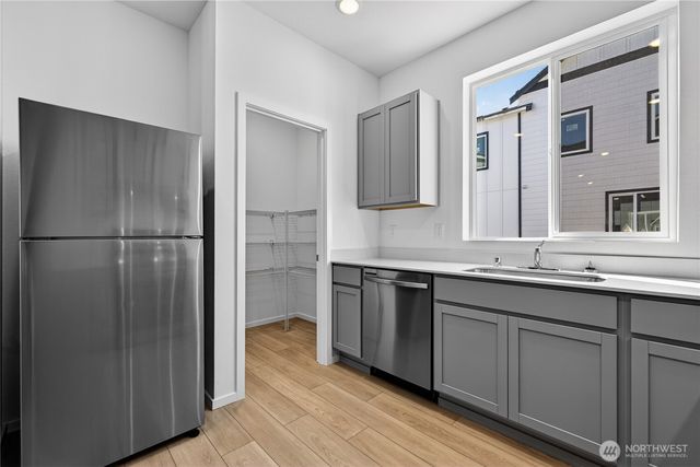 34139 Pinnacle Peak Avenue SE, Black Diamond, WA 98010