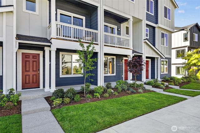 34139 Pinnacle Peak Avenue SE, Black Diamond, WA 98010
