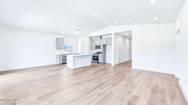 630 Fraser Loop, Dayton, NV 89403
