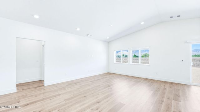 630 Fraser Loop, Dayton, NV 89403