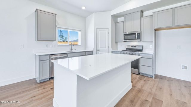 630 Fraser Loop, Dayton, NV 89403