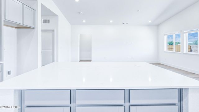 630 Fraser Loop, Dayton, NV 89403