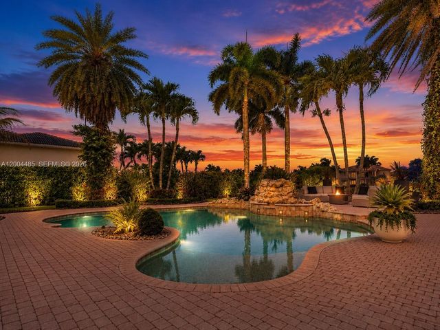 14857 SW 38th Street, Davie, FL 33331