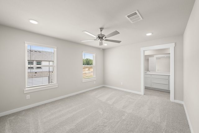 247 Wagon Spoke Way 18, Fort Worth, TX 76120