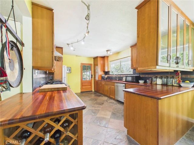 37777 China Creek Road, Oakhurst, CA 93644