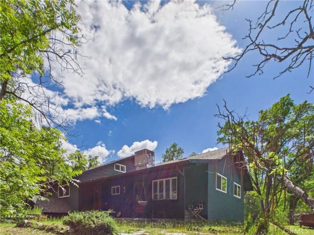 37777 China Creek Road, Oakhurst, CA 93644