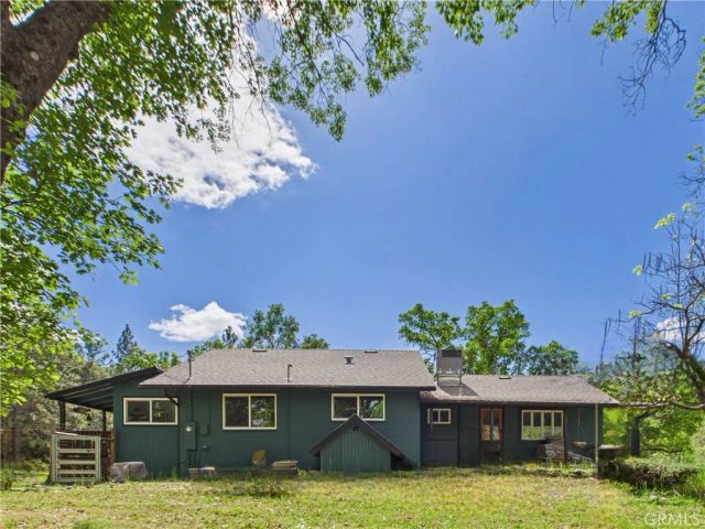 37777 China Creek Road, Oakhurst, CA 93644