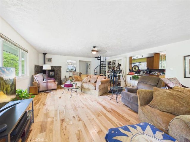 37777 China Creek Road, Oakhurst, CA 93644