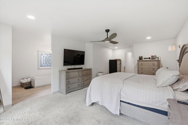 2613 Old Cedar Point Rd, La Grange, KY 40031