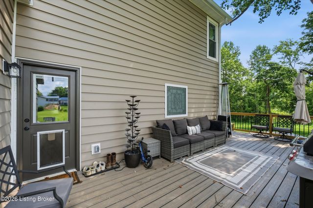2613 Old Cedar Point Rd, La Grange, KY 40031