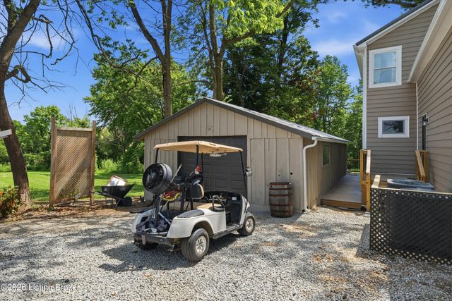 2613 Old Cedar Point Rd, La Grange, KY 40031