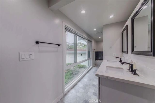 28551 Blythewood Drive, Rancho Palos Verdes, CA 90275