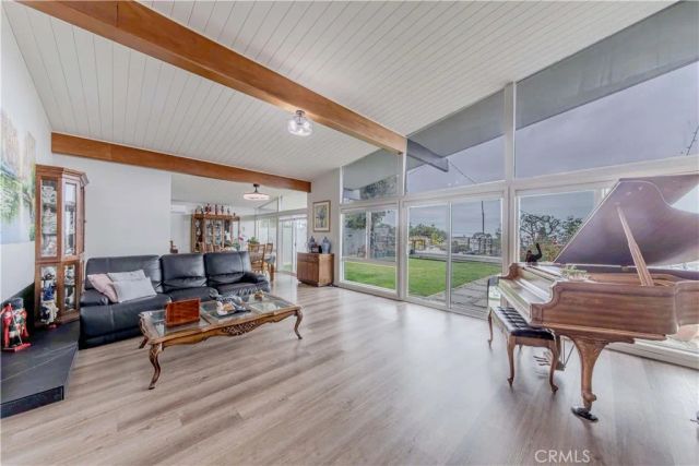 28551 Blythewood Drive, Rancho Palos Verdes, CA 90275