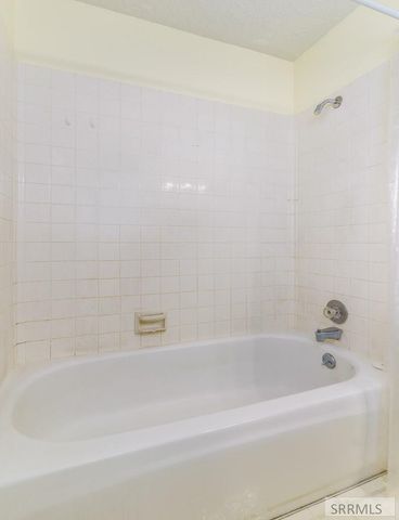 275 Ashland Drive, Soda Springs, ID 83276