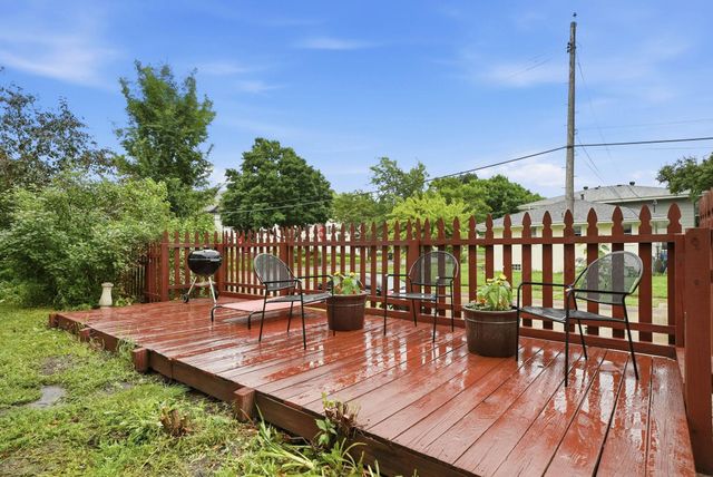 1900 Buchanan Street NE, Minneapolis, MN 55418