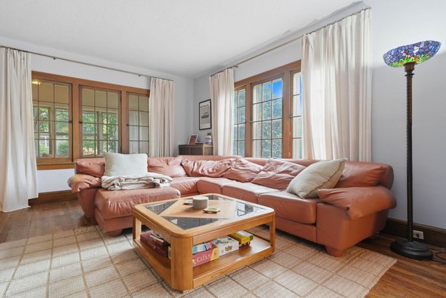1900 Buchanan Street NE, Minneapolis, MN 55418