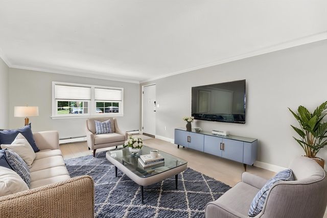 60A Washington Park Dr 2, Andover, MA 01810