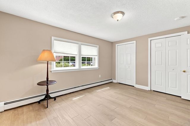 60A Washington Park Dr 2, Andover, MA 01810