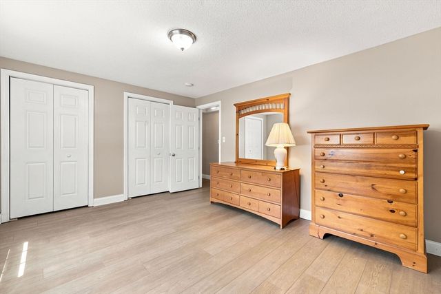 60A Washington Park Dr 2, Andover, MA 01810