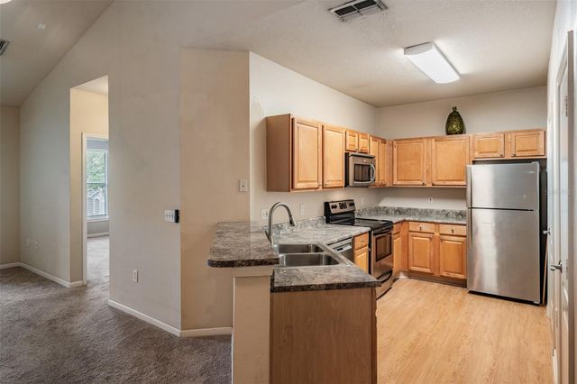 18107 VILLA CREEK DRIVE 18107, Tampa, FL 33647