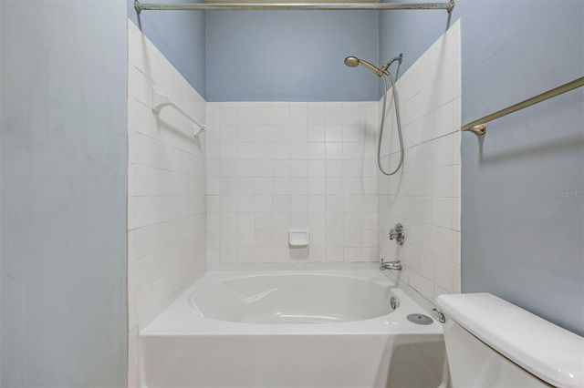 18107 VILLA CREEK DRIVE 18107, Tampa, FL 33647